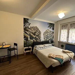 montepulciano-11-apartment.it-lombardy.com/